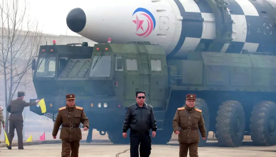 N Korea threatens to shoot down US spy planes in its airspace