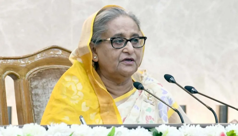 Apply innovative ideas to build Smart Bangladesh: PM to BCS cadres