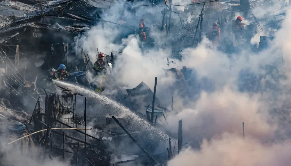 South Korea evacuates 500 people over slum fire