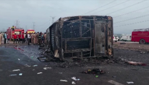 25 dead after bus catches fire in India