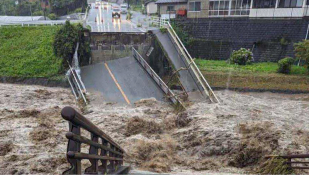 One dead as Japan warns of heaviest rain ever