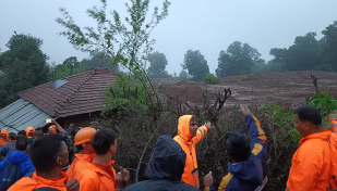 Ten killed in landslide in India, dozens missing