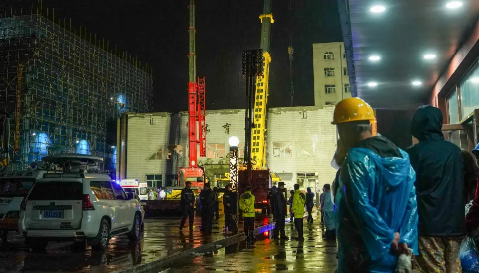 11 dead after gym roof collapse in China