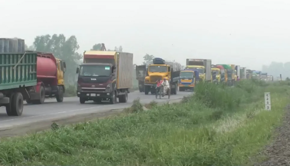 14km tailback on Bangabandhu Bridge Highway