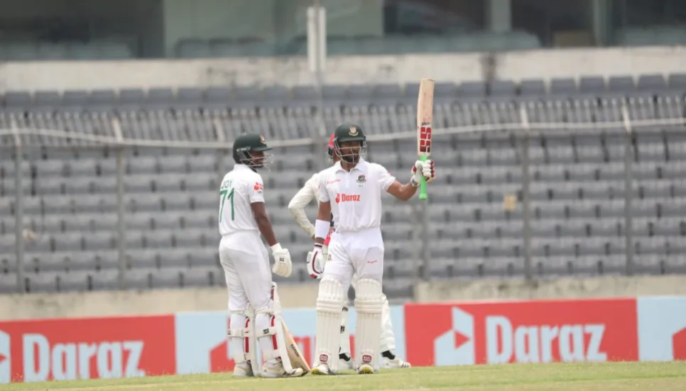 Najmul fifty takes Tigers to 116-1 at lunch