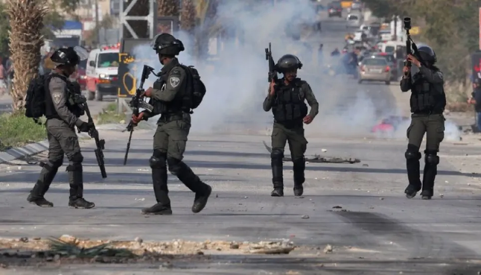 Israeli army kills Palestinian in West Bank raid