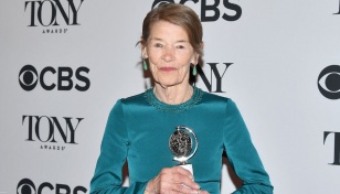 Oscar-winning UK actress Glenda Jackson dies