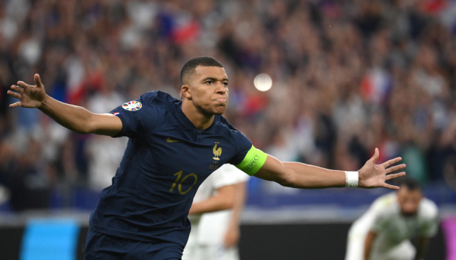 Le penalty de Mbappe a donné à la France une victoire en qualification pour l’Euro contre la Grèce