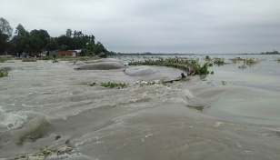 Onrush of upstream water, rain trigger flood in Kurigram