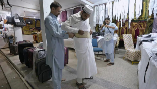 Inflation, economic crises strain pilgrims in this year's Hajj