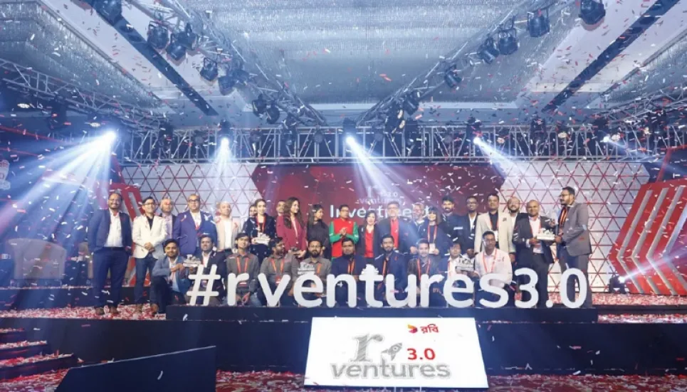 8 startups get Tk8cr in Robi’s r-ventures finale