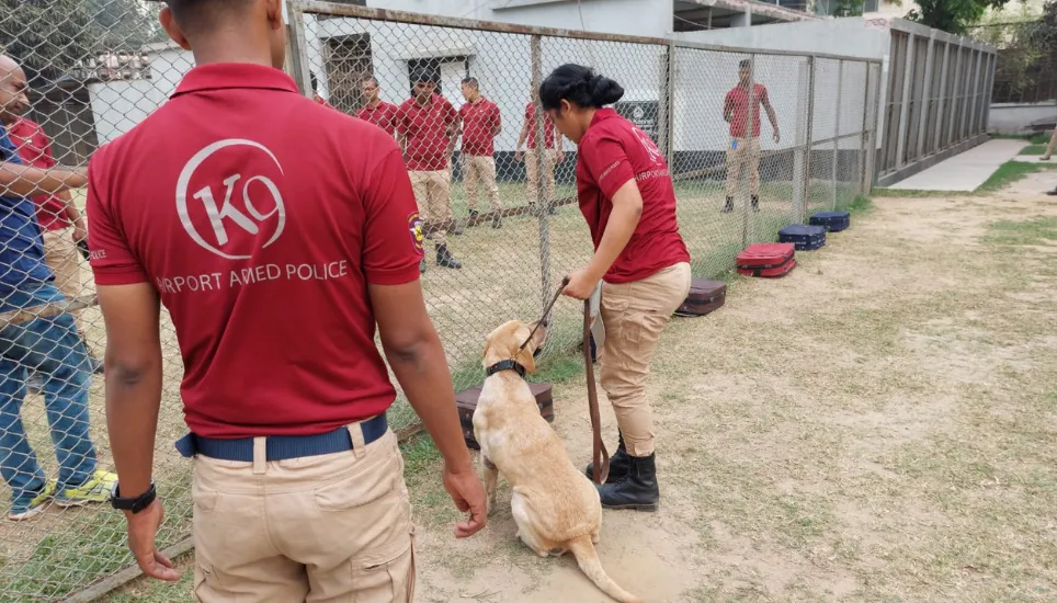 First all-female police dog handler team introduced