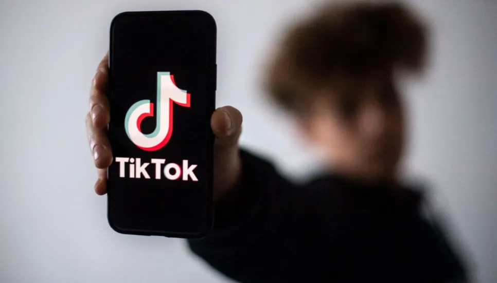 US threatens to ban TikTok if China stake not sold