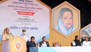 Grow up as worthy citizens: PM