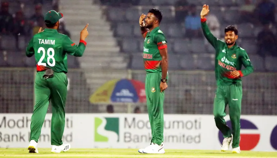 Bangladesh make two changes to squad against Ireland