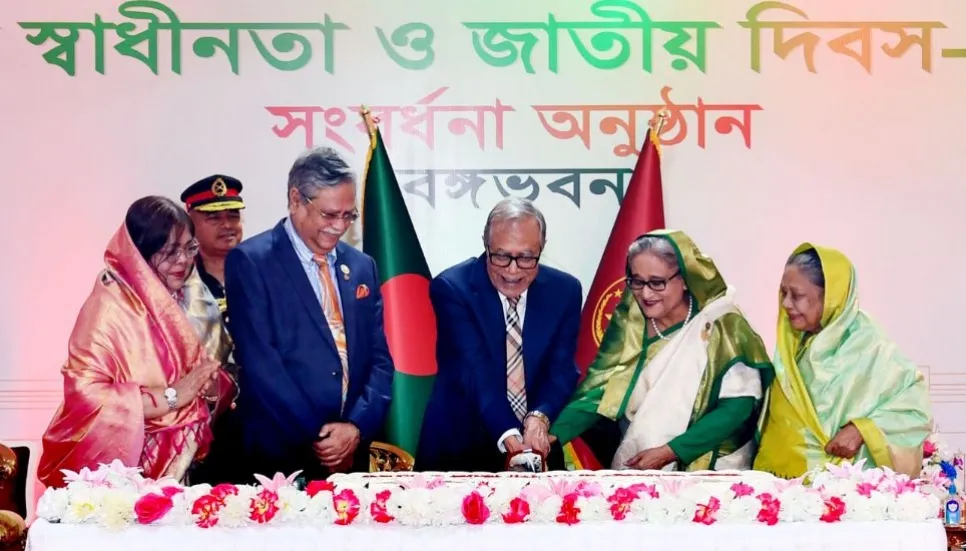 PM, president-elect attend reception at Bangabhaban