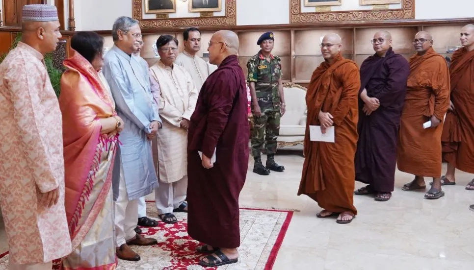 President urges Buddhist leaders to work for people's welfare