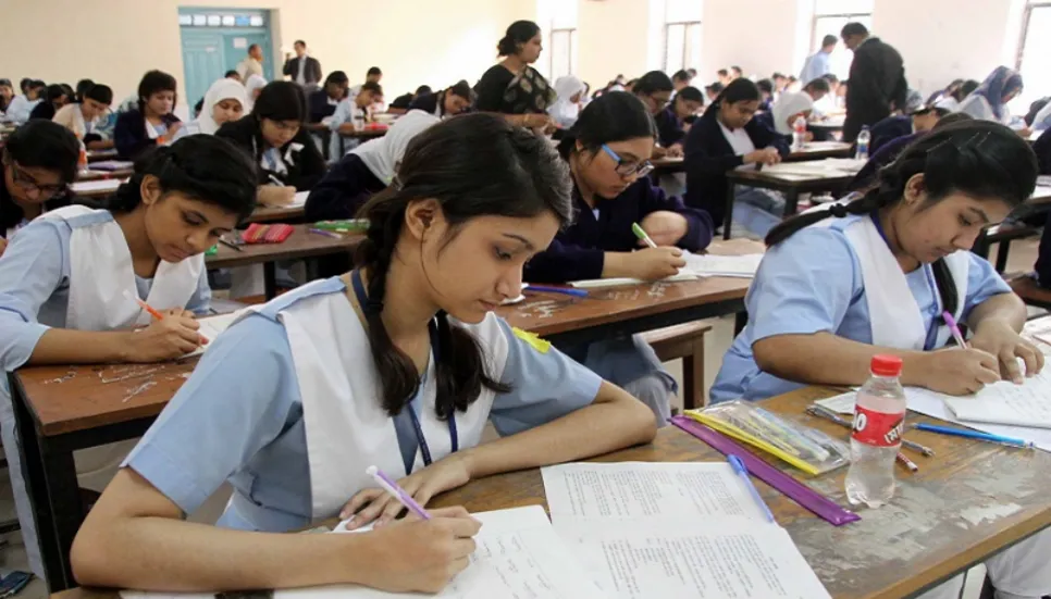 Board explains English question paper mishap