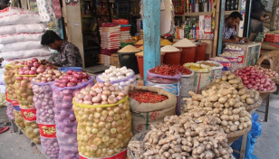 Prices of daily essentials soar in Khulna kitchen markets