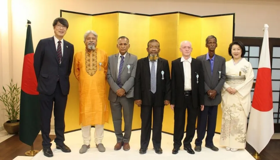 5 Japanese Embassy ex-staff get ‘Order of the Sacred Treasure’