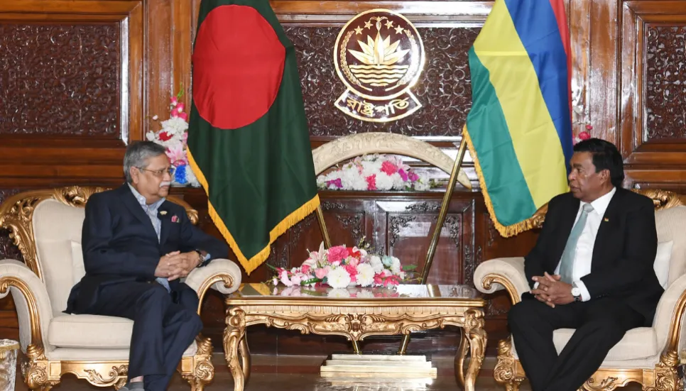 Bangladesh, Mauritius keen to work together to boost trade, commerce