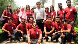 NSU’s TV and New Media course hosts Kotbari trip