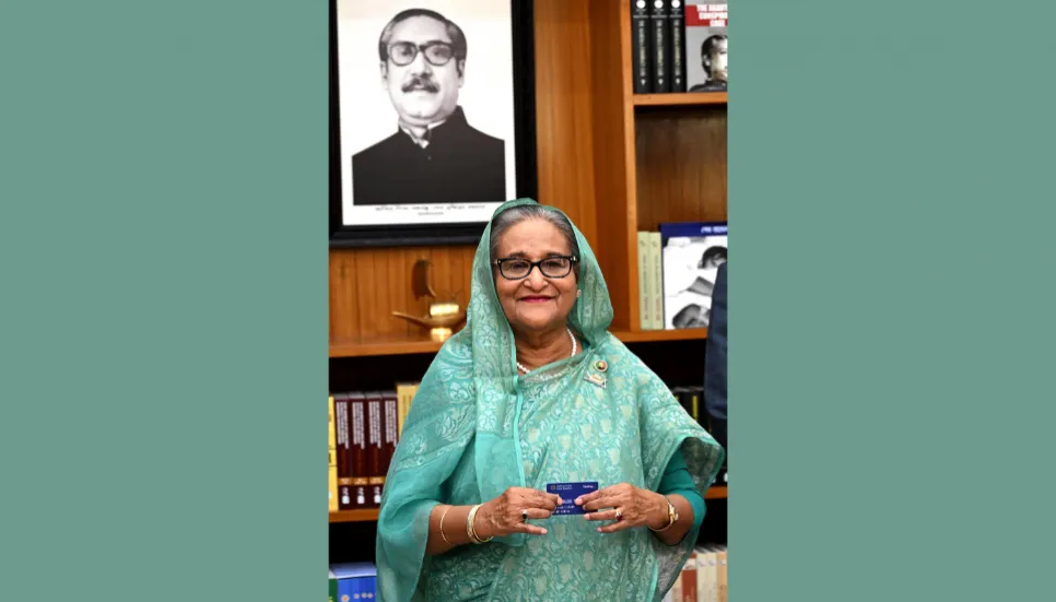 Bangladesh moves towards cashless society: PM