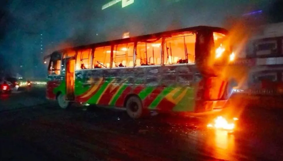 Blockade: 2 buses, pick-up van set on fire in Gazipur