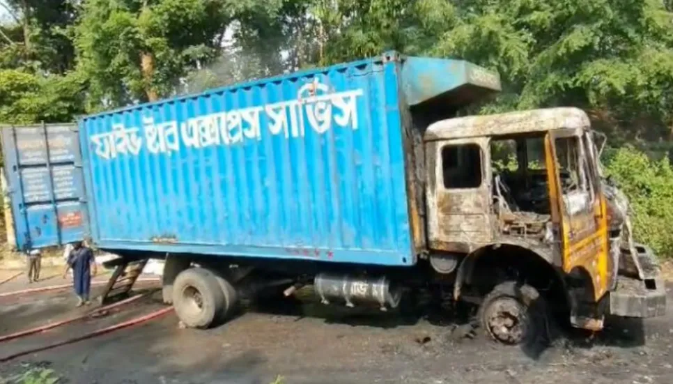 Covered van set on fire in Khagrachhari amid blockade