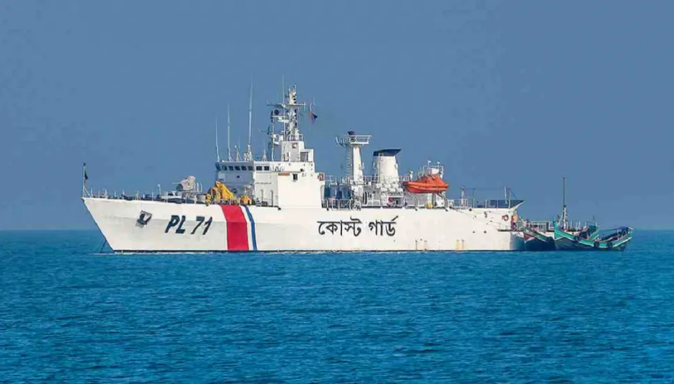 Coast Guard rescue 13 crew of lighter vessel from deep sea