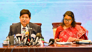 Momen proposes visa-free travel between Bangladesh, India