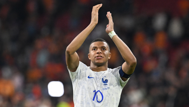 Le doublé de Mbappe contre les Pays-Bas mène la France invaincue à l’Euro 24