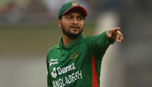 Shakib aims to face India despite injury concerns