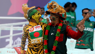 In Pictures: Bangladeshi fans cheer at Eden Gardens