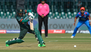 Miraz hits hundred as Bangladesh eye big total