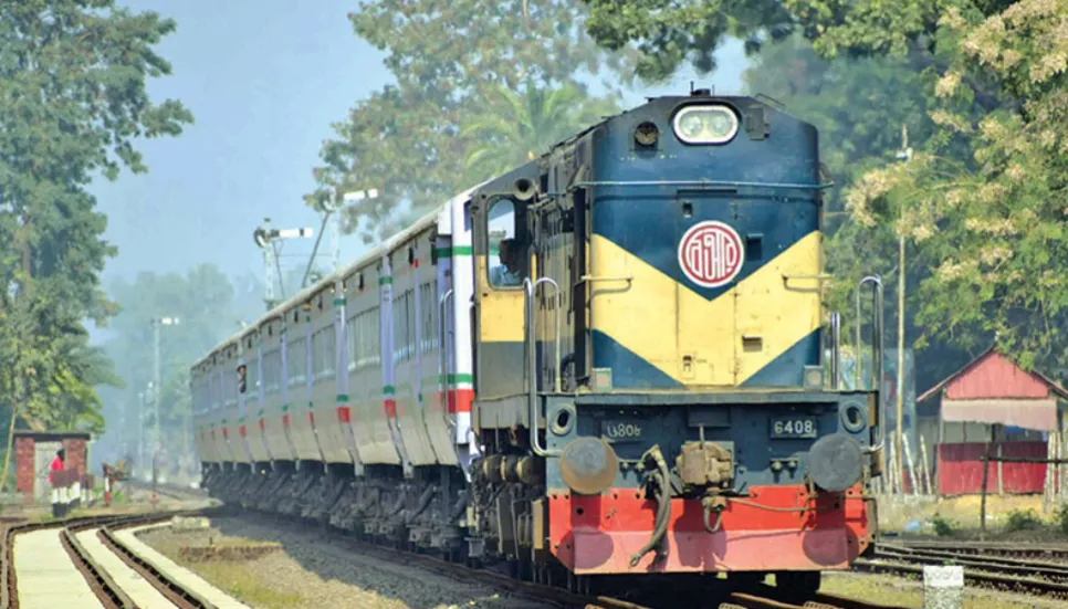 Rail link between Dhaka, Northern region resumes