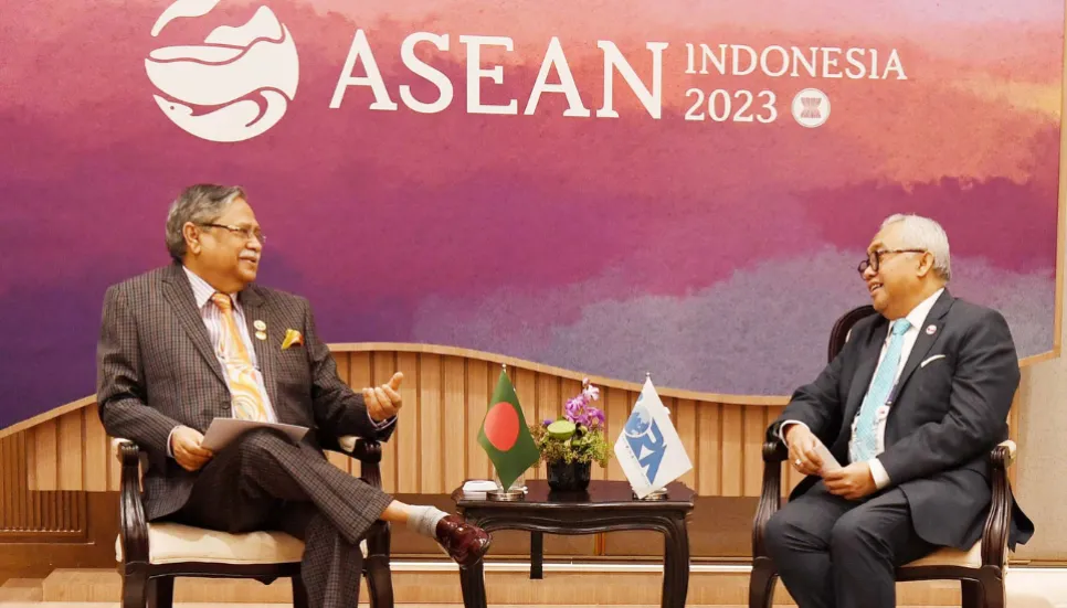 Bangladesh, Indonesia vow to work together in energy, health