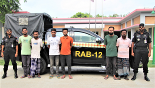 7 members of a gambling group arrested in Sirajganj