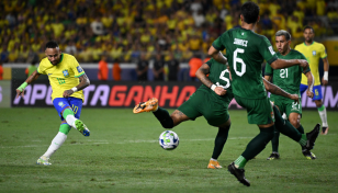 Neymar breaks Pele's record as Brazil crush Bolivia 5-1