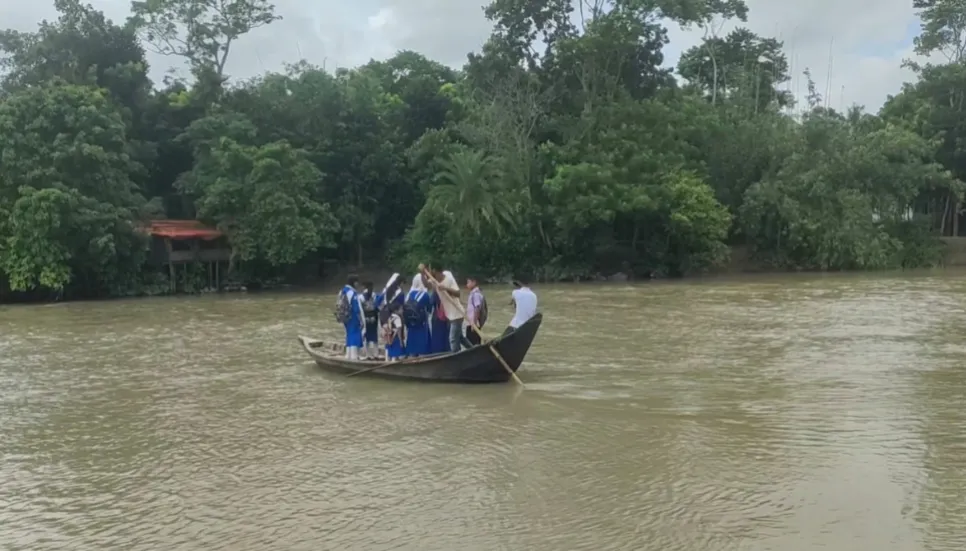 Bhedarganj locals still waiting for bridge over Hogla