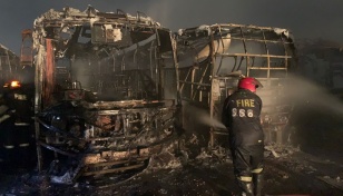 Fire on several buses in Demra under control