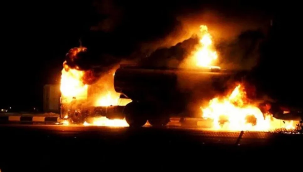 2 die as oil tanker, vehicles catch fire in Savar