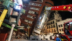 9 dead, 900 injured in most powerful Taiwan quake in 25yrs