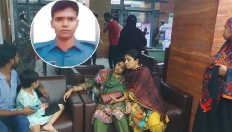 Police sues 1,200 on charge of killing constable Sumon