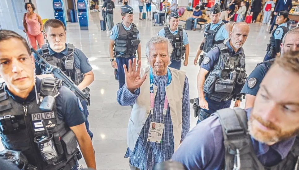 Dr Yunus returning to Bangladesh to lead interim govt