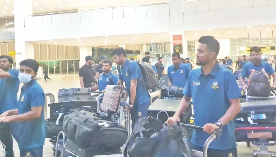 Bangladesh A arrives Islamabad for month-long tour