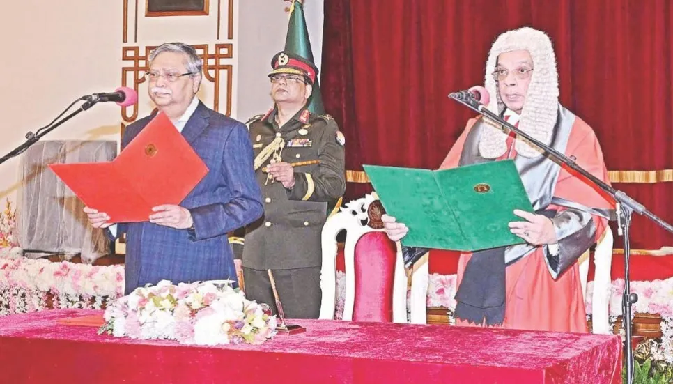 Chief Justice Syed Refaat takes oath