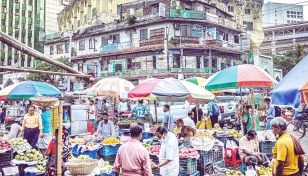 Illegal kitchen markets overrun Dhaka, mar govt revenues 