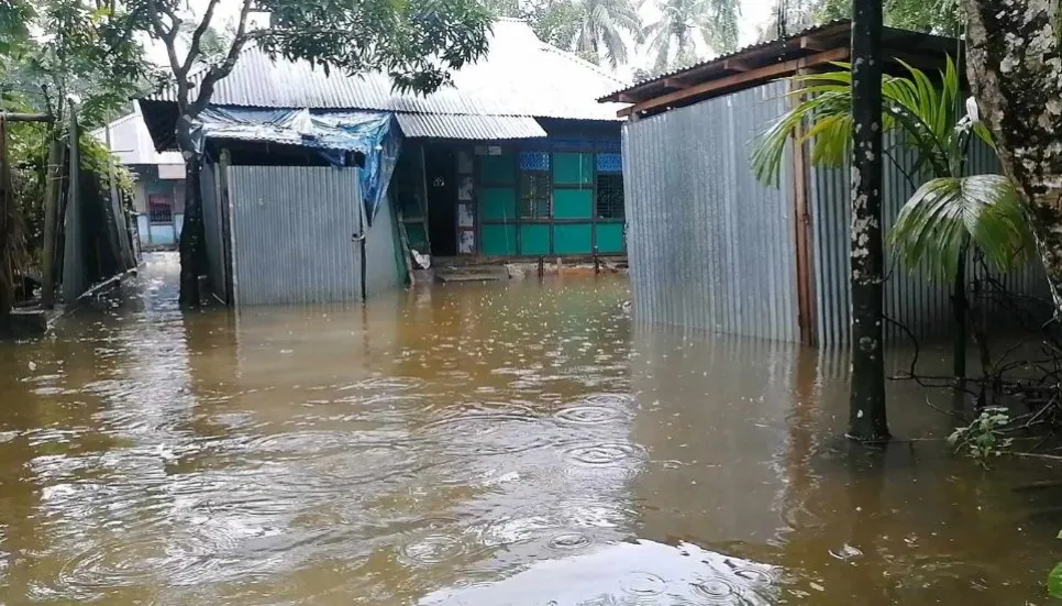 6 lakh stranded, hundreds of villages flooded in Lakshmipur