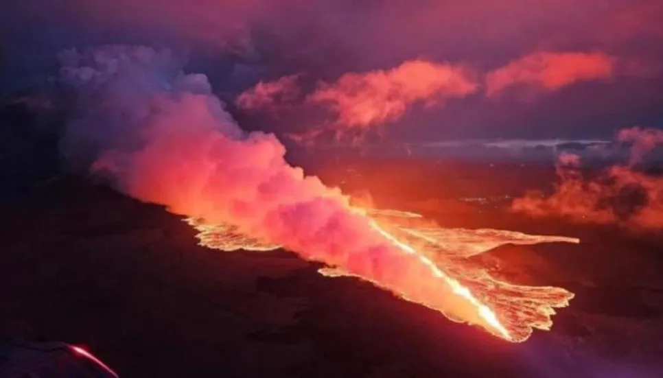 Iceland's volcanic eruption slows as lava flows from 2nd fissure